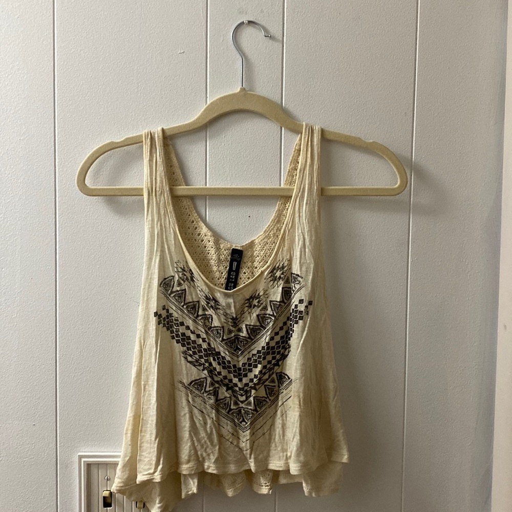Design lab cropped tank boho light weight knit back detail